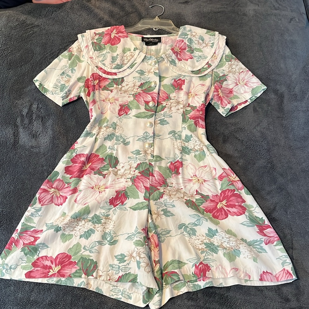 Vtg Romper with Pearl buttons + Sailor collar
